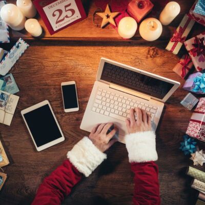 Holiday Gift Guide for Tech Lovers 2019